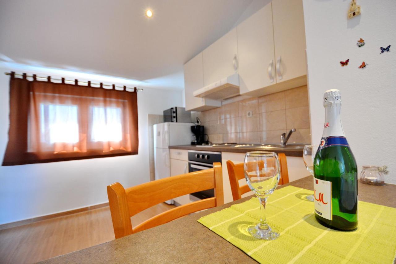 Studio Apartment Martin Zadar Exterior photo